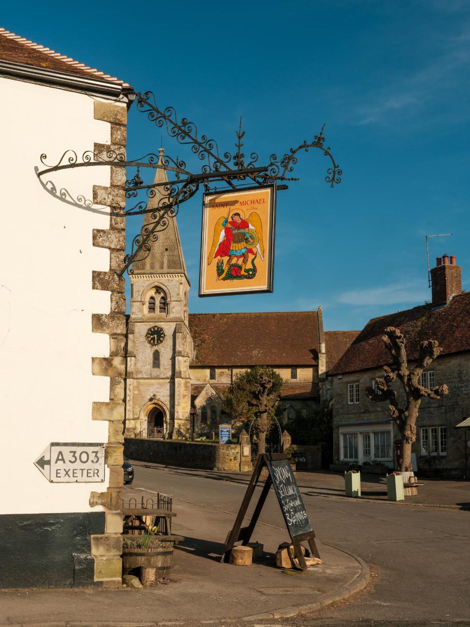 The Grosvenor Arms 호텔 힌돈 외부 사진