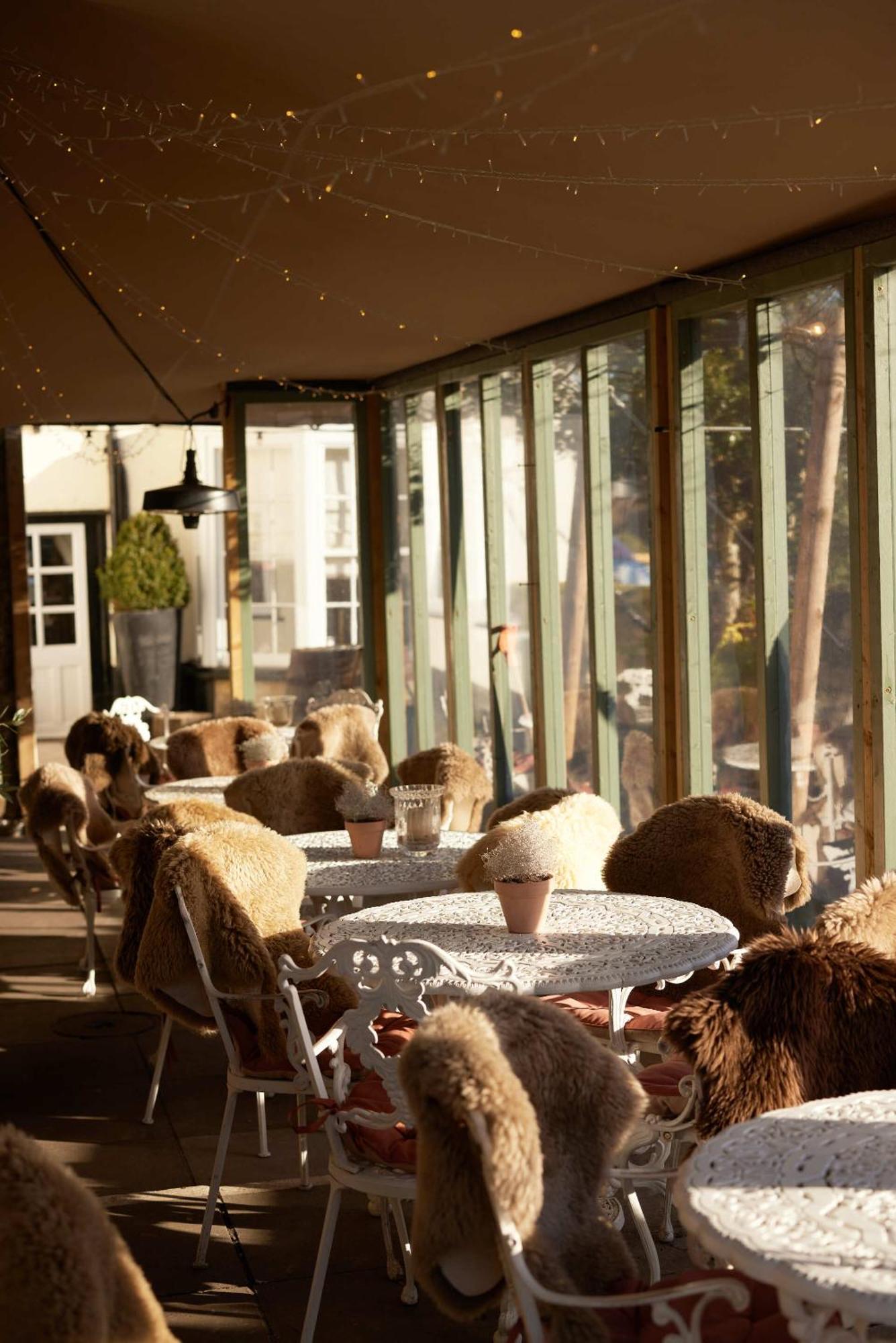 The Grosvenor Arms 호텔 힌돈 외부 사진