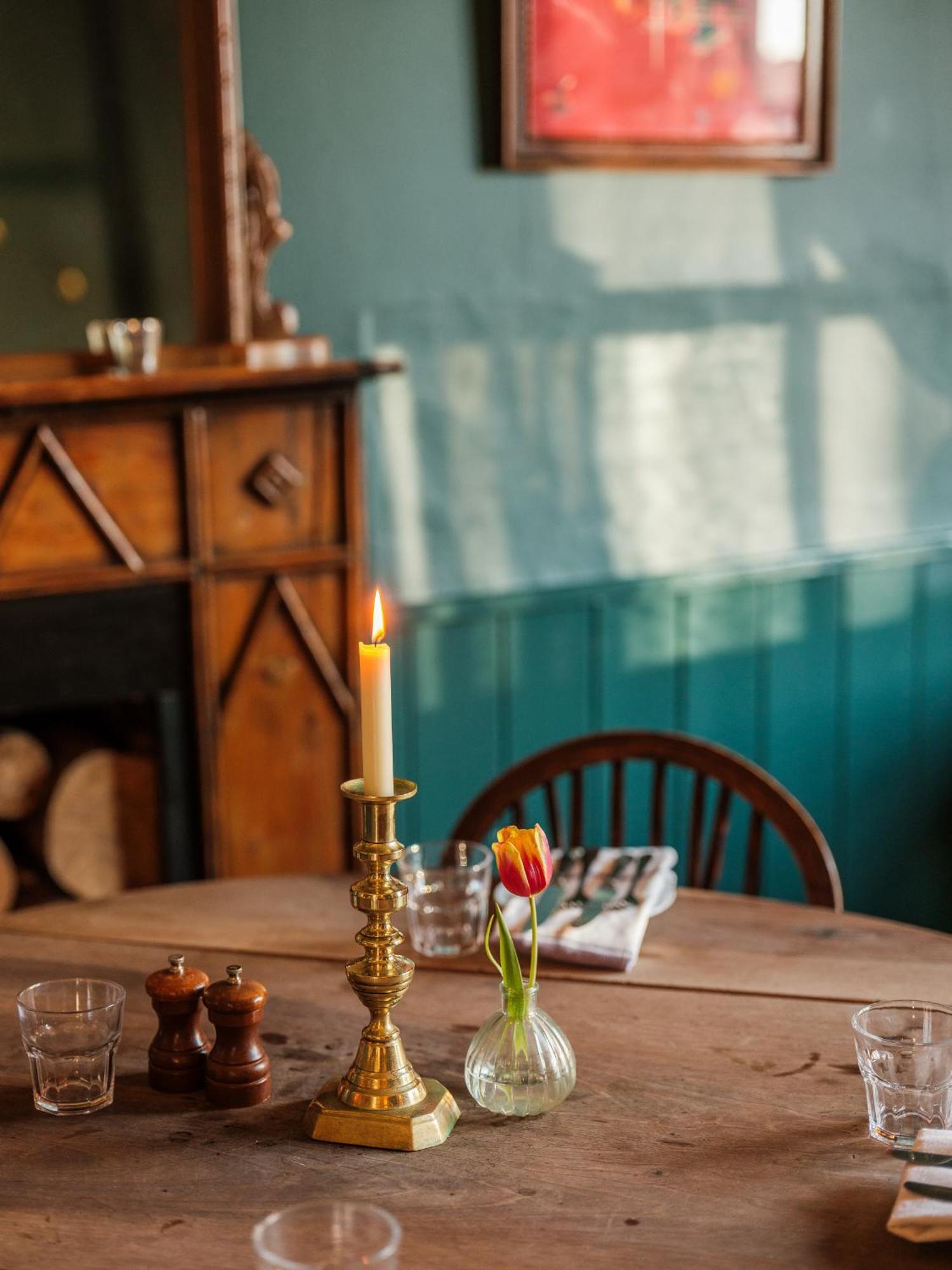 The Grosvenor Arms 호텔 힌돈 외부 사진